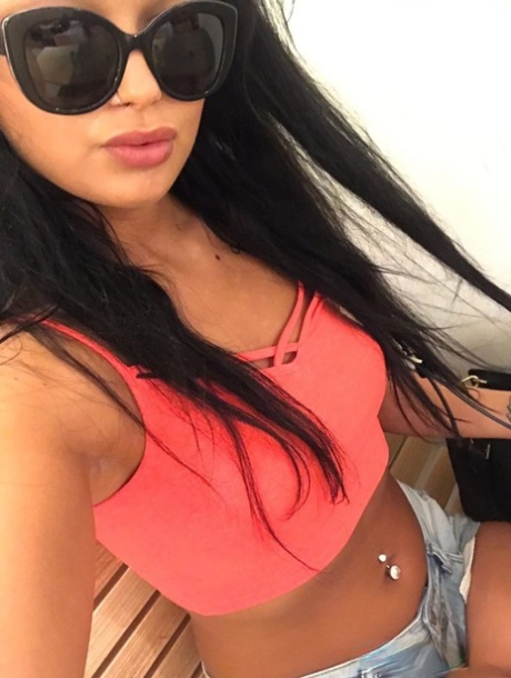 Cumhuri̇yet VIP Escort Svetlana